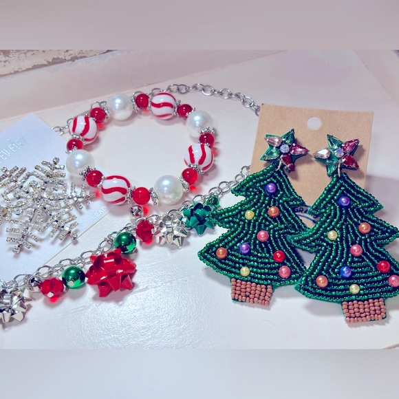 Festive Holiday Jewelry Set Halloween and Christmas 7 Piece - Picture 2 of 8